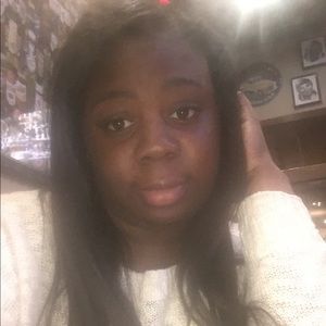 Meet your Posher, Deannah